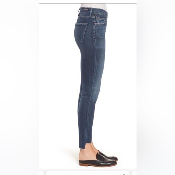 Citizens of Humanity Rocket Stepped Hem Denim - Picture 2 of 4